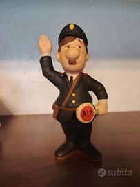statuina in terracotta vigile vintage