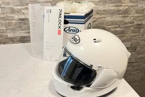 Arai Quantic  tg. M