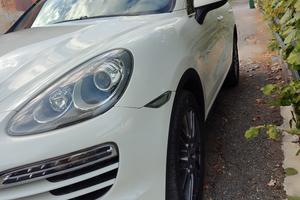 Porsche Cayenne 3.0 diesel 245 cv