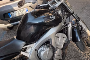 Yamaha FZ6 