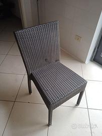 Sedia da esterno impilabile