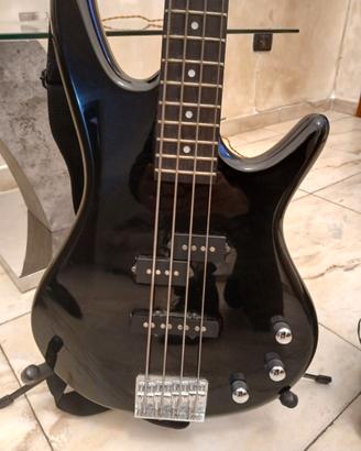 basso ibanez piu amplicatore
