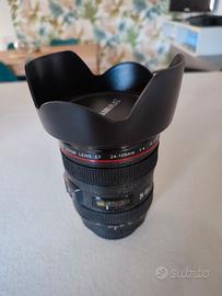 Portapenne a forma di obiettivo reflex Canon