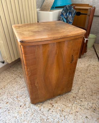 MACCHINA DA CUCIRE VINTAGE “CLEANT” – ANNI 50/60