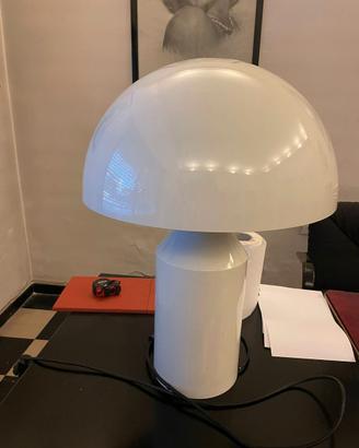 LAMPADA DA TAVOLO "OLUCE ATOLLO"