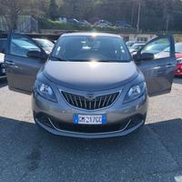 Lancia Ypsilon 1.0 FireFly 5 porte S&S Hybrid Gold