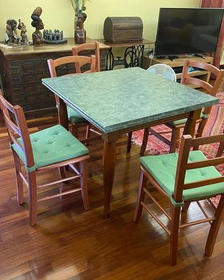 Tavolo Scavolini Carol verde/ciliegio con 8 sedie