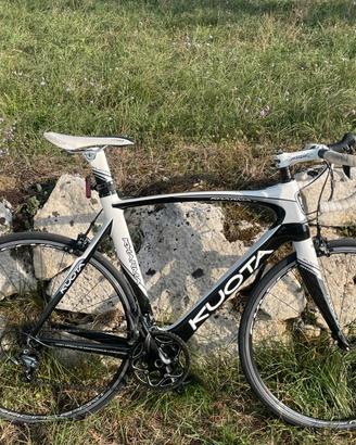 Bici da corsa Kuota Kharkma in carbonio- taglia 57