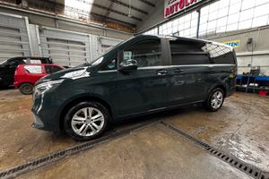 Mercedes v250 long 4matic