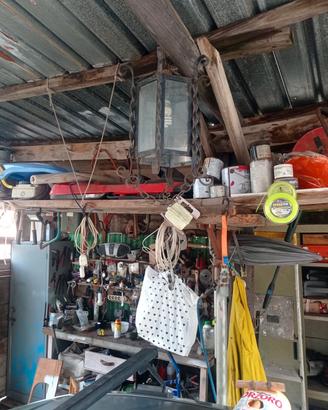 lampadario in ferro battuto un po' antico 