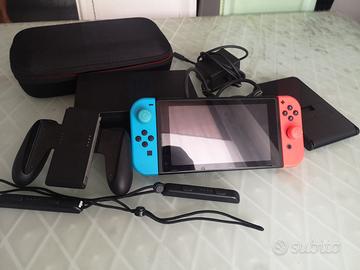 Nintendo Switch + 5 giochi