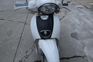 Aprilia Scarabeo 100