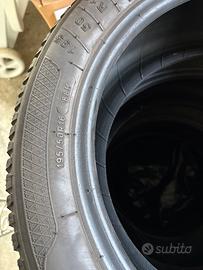 Treno di gomme termiche usate Audi a1 sportback