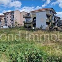 Terreno 700mq edificabile commerciale a Riposto