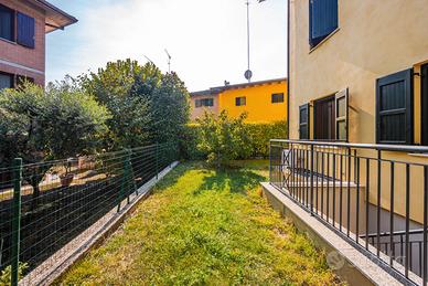 Appartamento con giardino