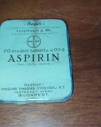 ANTICA CONFEZIONE DI ASPIRINA, DIMENSIONI: 5X6 CM