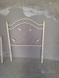 struttura letto con sponde laterali