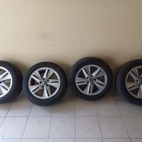 4 gomme + Cerchi originali VW