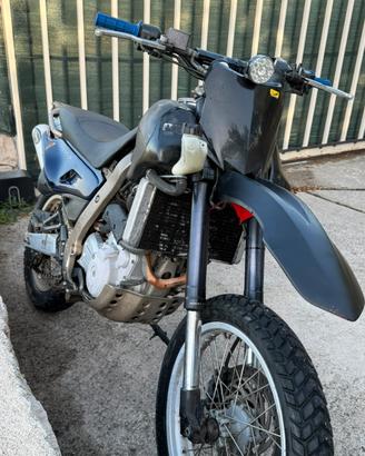 Aprilia Pegaso 650 custom