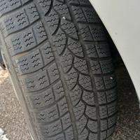 cerchi in lega con pneumatici 