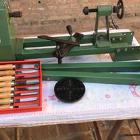 Tornio per legno  e scalpelli vari