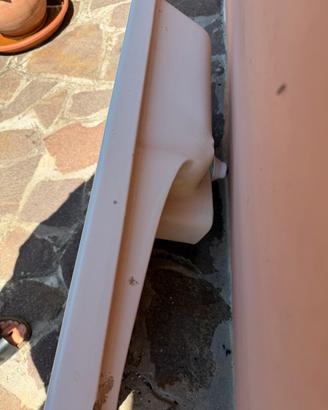 Lavatoio in ceramica con lavatoio/asse integrata
