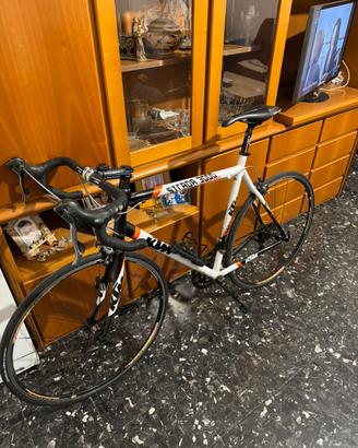 bici da corsa ktm strada 3000
