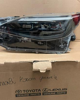 Faro anteriore sinistro YARIS CROSS  81150-0DP51