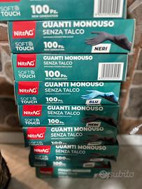 Guanti monouso