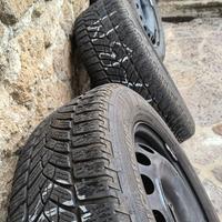 Cerchi in ferro 16" Cinque fori gomme 215 65 16