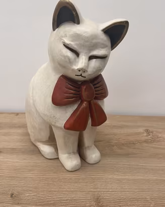 gatto Lea thun