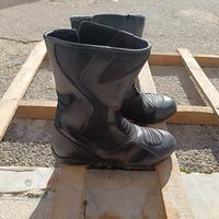 Stivali Axo 44 utilizzati 5 volte impeccabili