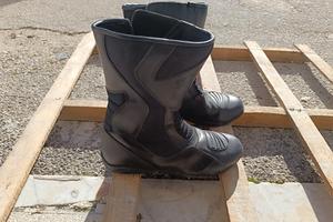 Stivali Axo 44 utilizzati 5 volte impeccabili