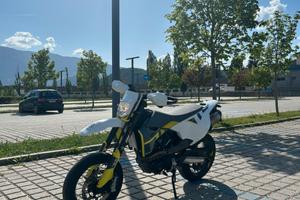Husqvarna 701 Supermoto