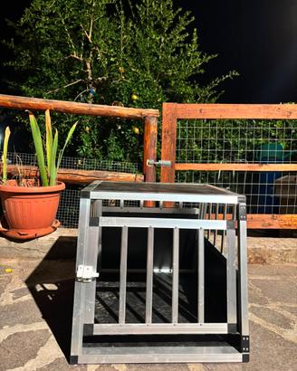 Trasportino per cani da auto