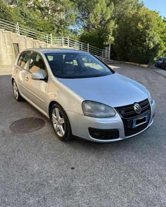 Volkswagen Golf 5 GT - 1.9 105 cv 6m