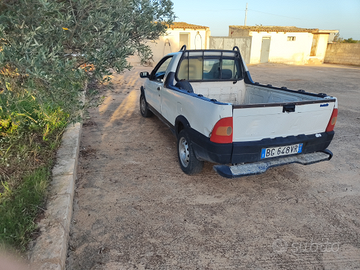 Pick-up - fiat strada -