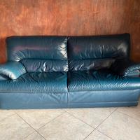 Divano doppio in pelle blu