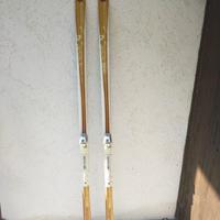 sci da fondo Quechua donna