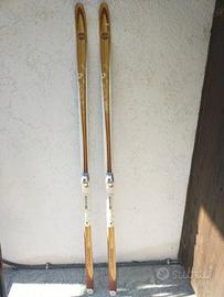 sci da fondo Quechua donna