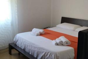 Stanza a uso transitorio a studenti o lavoratori