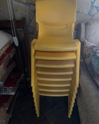 Sedie e tavolini per bambini