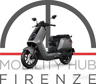 Niu NQiX 300 MY 2026 equivalente 125cc