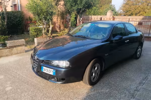 autovettura 156