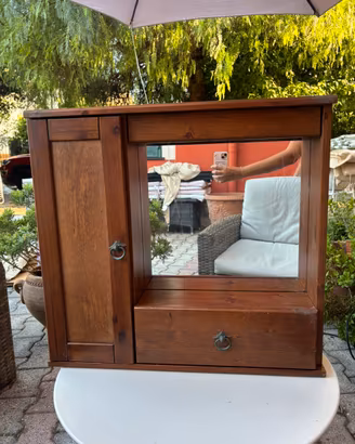 Mobile bagno con specchio