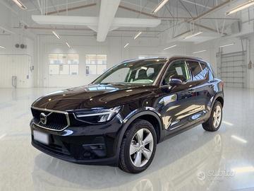 VOLVO XC40 B4 AWD AUTOMATICO CORE SUV