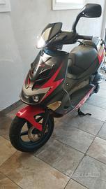 Aprilia SR trasformato a carburatore
