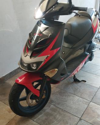 Aprilia SR trasformato a carburatore
