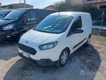 Ford Transit Courier 1.0 anno 12/2022km 78965 unic