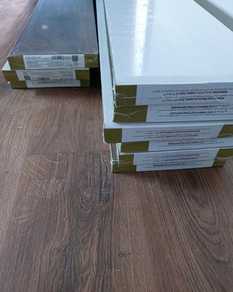 Pavimento laminato effetto rovere